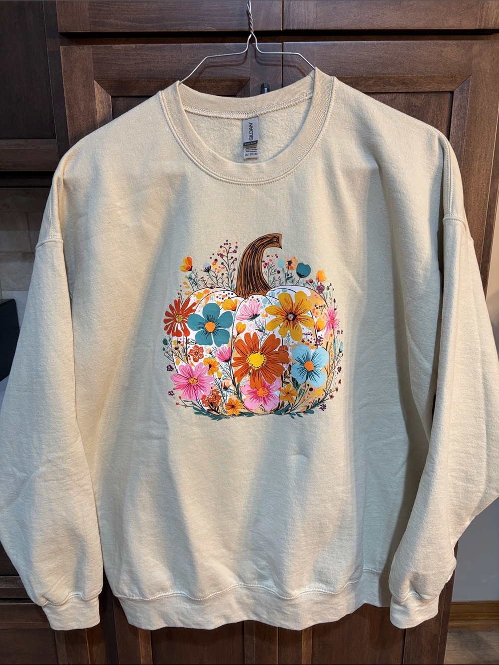 Gildan Autumn Pumpkin Crewneck Sweatshirt Sand Women's Size 2X